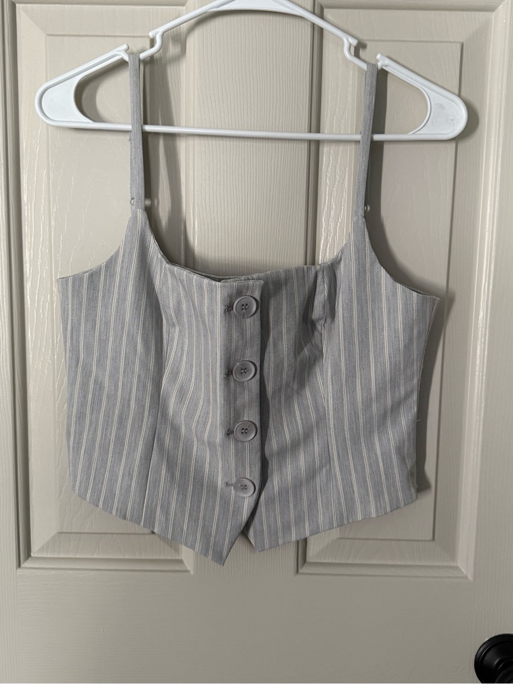 Rachel Zoe Light Gray Pinstripe Button-Front Crop Top Vest